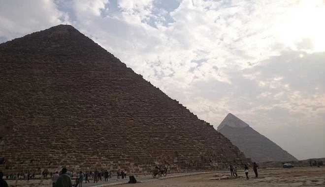 Φως στο μυστήριο: Αρχαιολόγοι ανακάλυψαν πώς κατασκευάστηκε η Πυραμίδα του Χέοπα